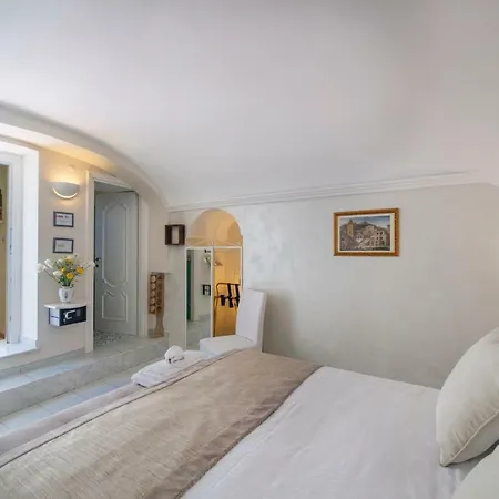 בית הארחה Lauro Dependance אמאלפי